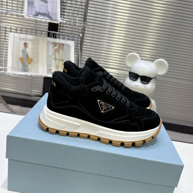 Pra*a sneakers